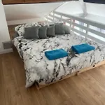 Lovely Perfect For Couples Close To *