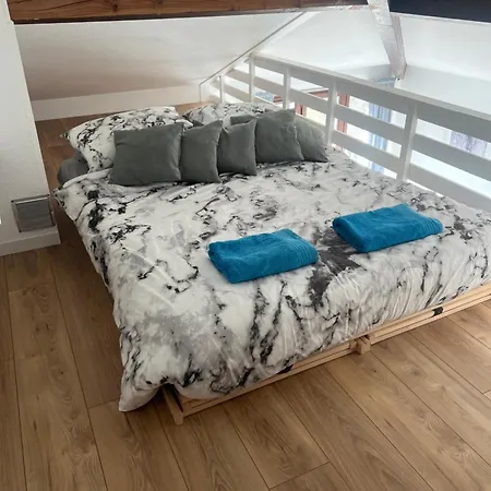 Lovely Perfect For Couples Close To *