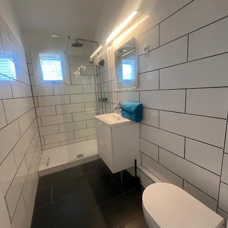 Lovely Perfect For Couples Close To Apartmán