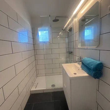 Lovely Perfect For Couples Close To * Мольез-е-Маа